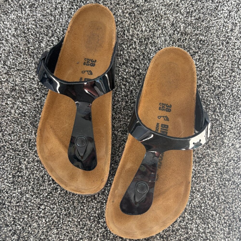 Black birkenstock sandal